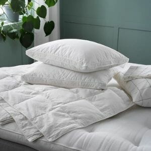 Schlafzimmer einrichten - Bettwaren aus Daunen IKEA Fjällhavre